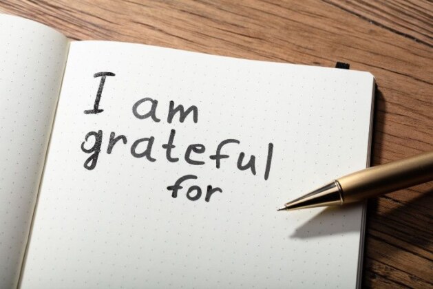 Gratitude Journaling: The Secret to Mental Clarity and Emotional Healing You’ve Been Searching For